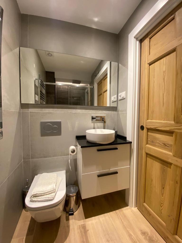 Apartamento Deluxe Casco Viejo 毕尔巴鄂 外观 照片